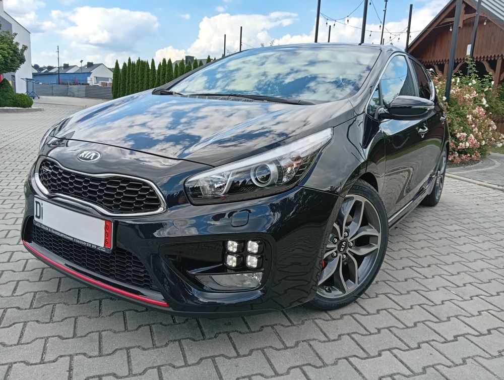 Kia Ceed II (2012-) 1.6 T-GDI GT-Track 2015