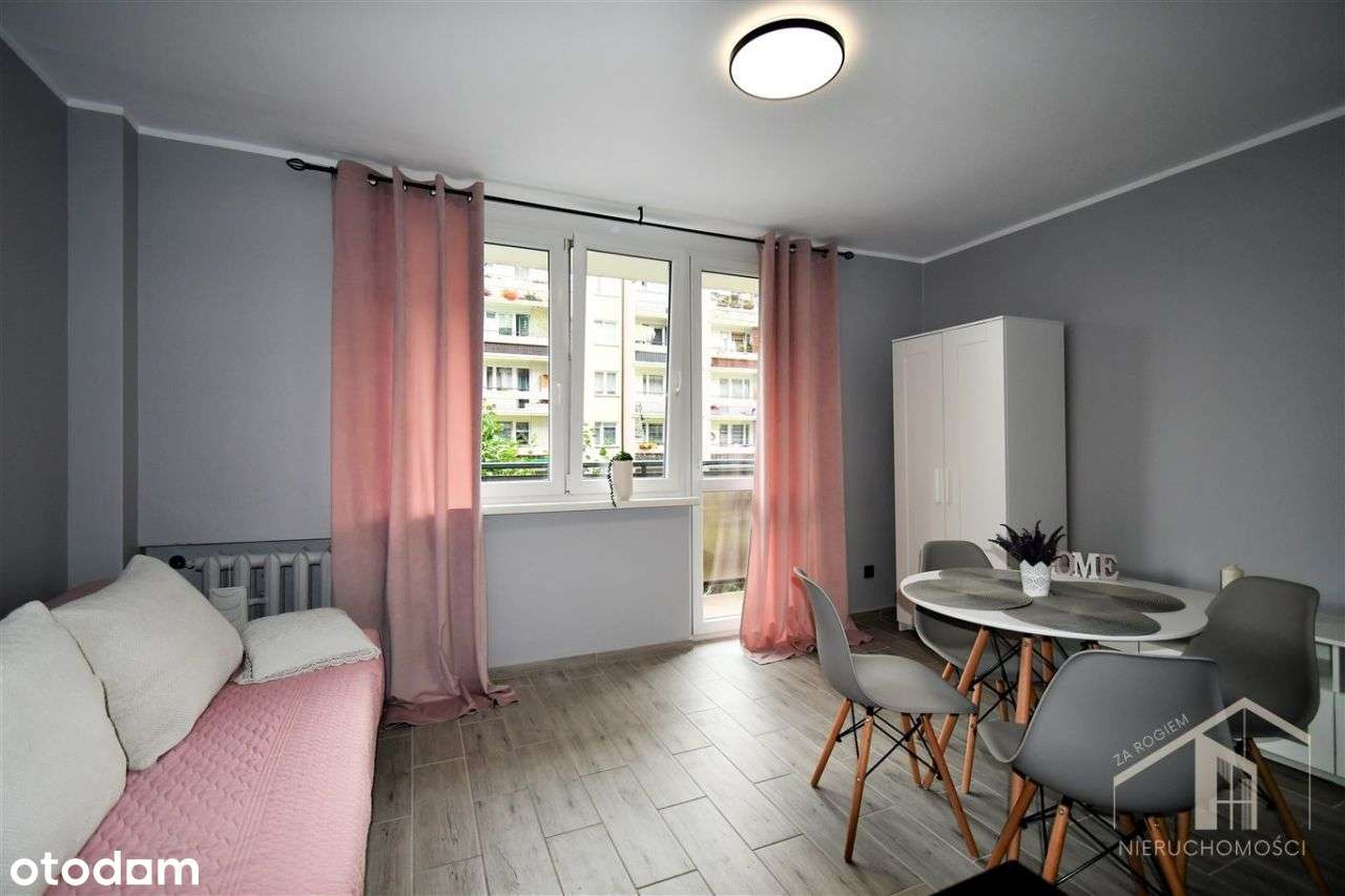 Nowoczesna Kawalerka, Balkon, Niski Blok - Pełny obrazek: 2/12