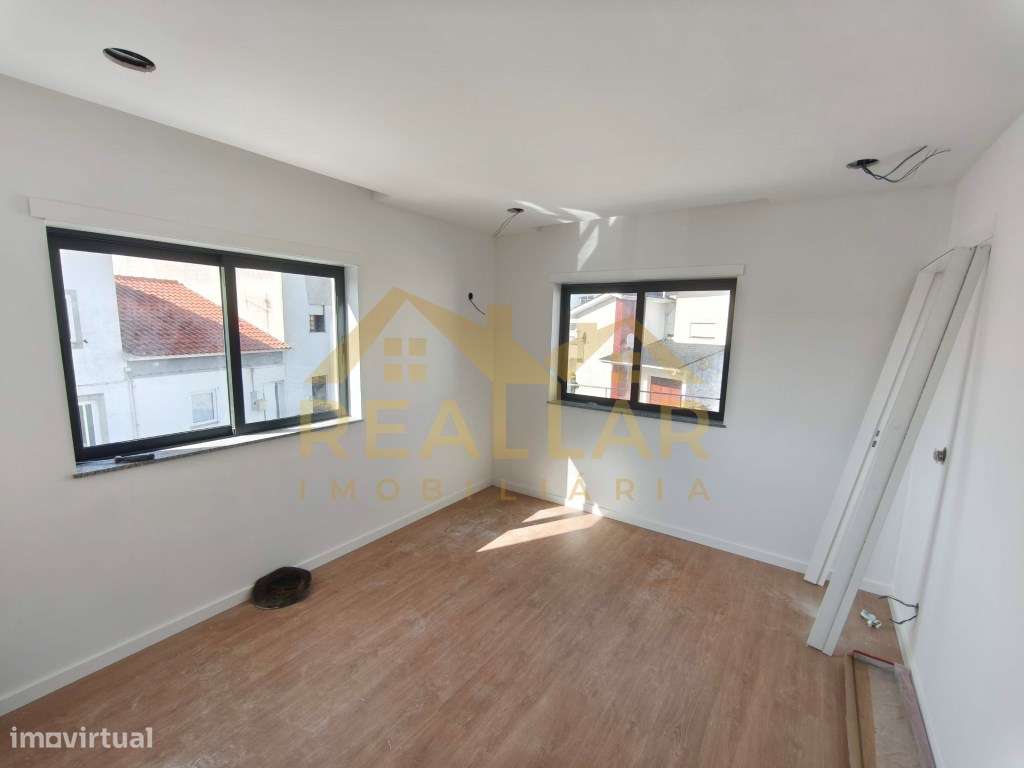Apartamento T2+1 Duplex com Entrada Independente | Fão - Esposende-10