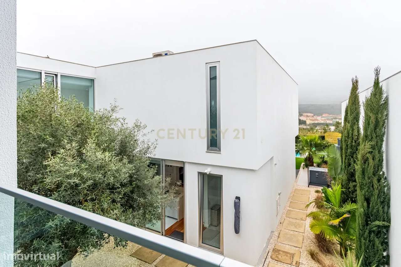 Pena Design Village | Moradia T4 com piscina aquecida a Arte de Viver-47