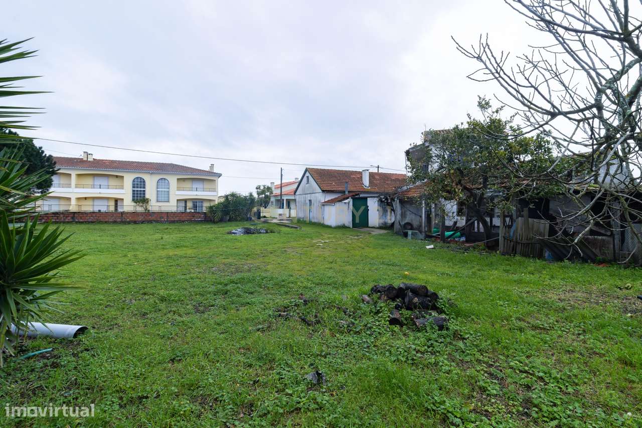 Moradia T3 com terreno + Moradia T2 - Grande imagem: 3/33