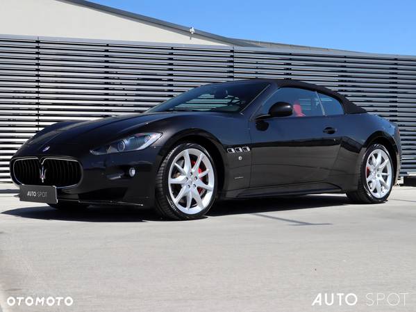 Maserati GranCabrio Sport - 15