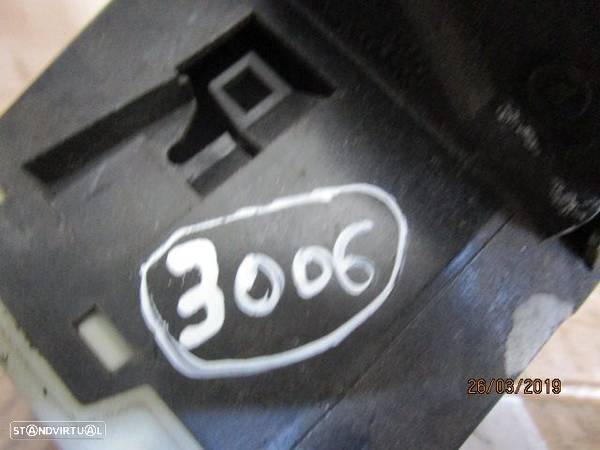 Fecho FEC3006 RENAULT CLIO 2 2003 FD RENAULT CLIO 2 FASE 2 2001 1.5DCI 65CV 3P PRETO F DRT - 2