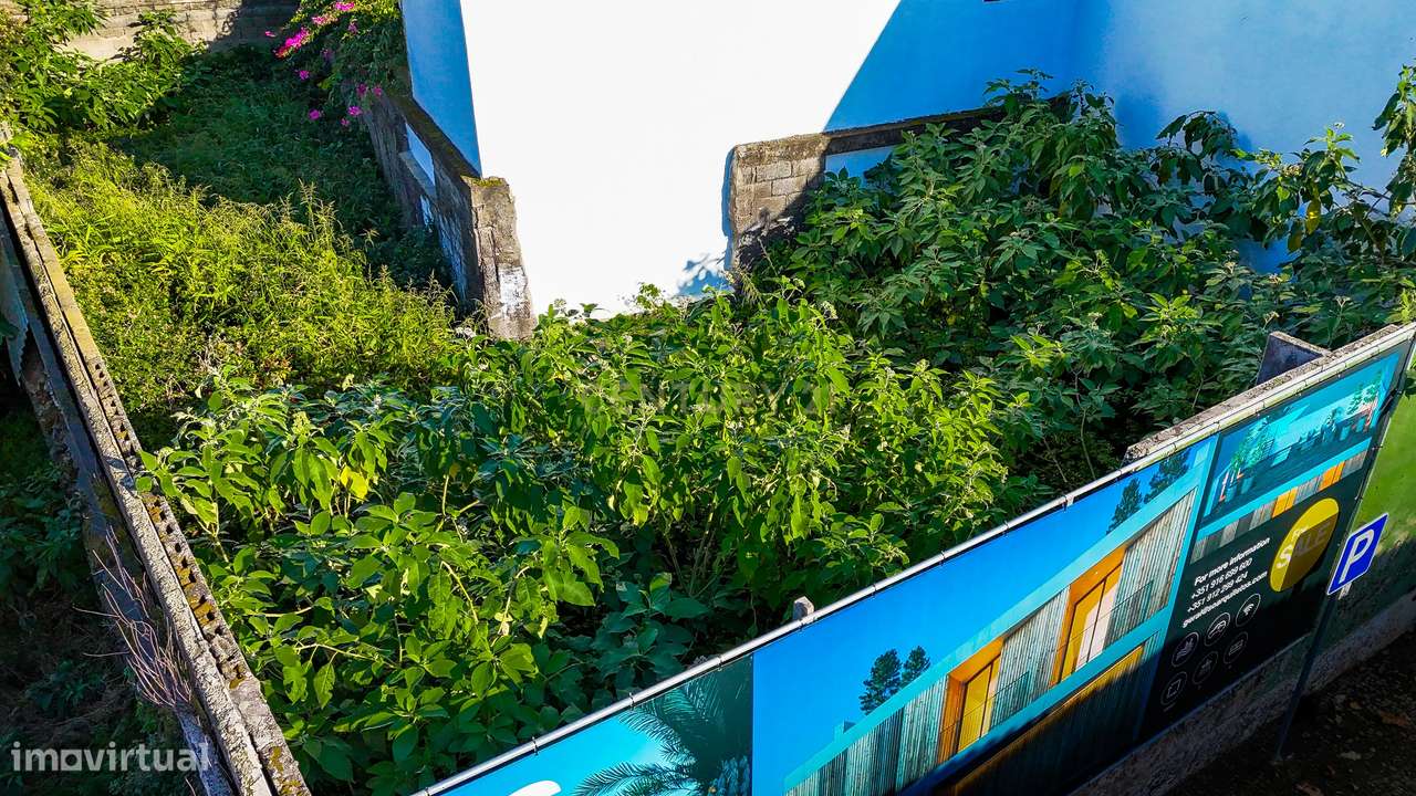 Terreno Urbano com Projeto Aprovado no Centro da Lagoa - S.Miguel - Grande imagem: 4/17