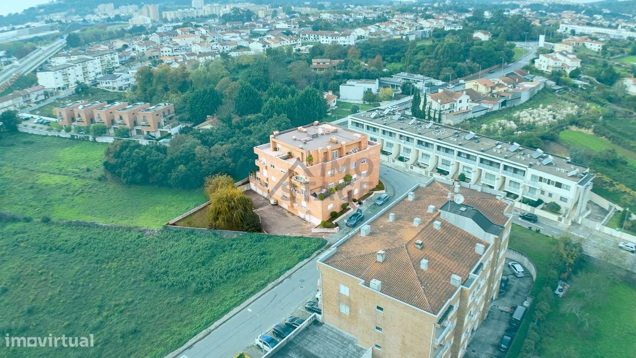 Oportunidade — T2 no Centro de Valongo-21