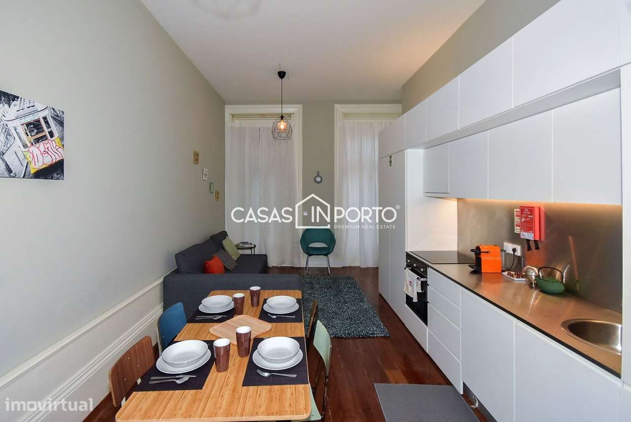 T1 Mobilado e Equipado – No Coração Histórico do Porto - Grande imagem: 3/17
