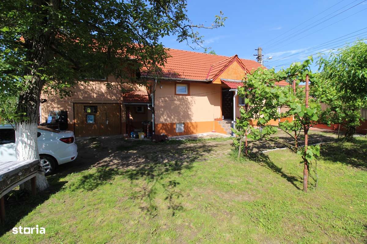 Vând casă P+Pod în Hunedoara, zona Peștișul Mare, teren 582mp, fs 20m - Imagine principală: 4/19