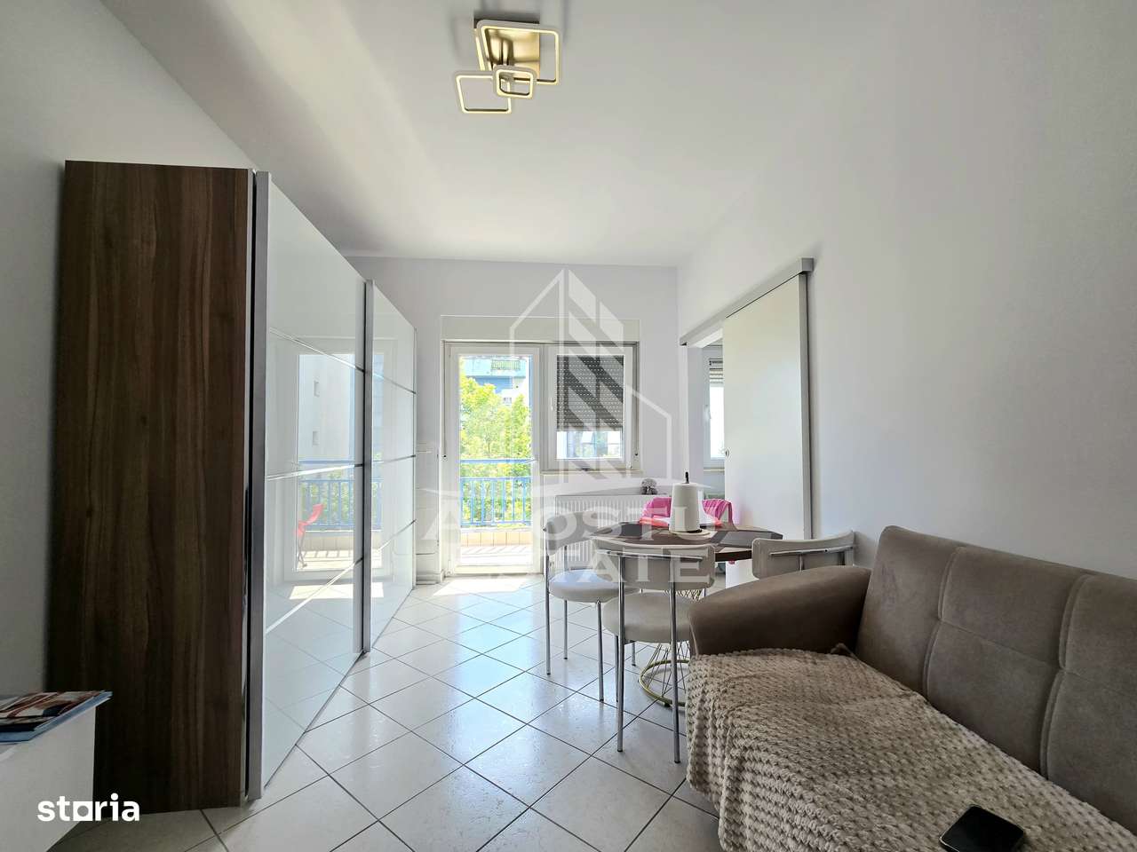 Apartament decomandat, 2 camere, loc de parcare subteran, Aradului - Imagine principală: 1/12