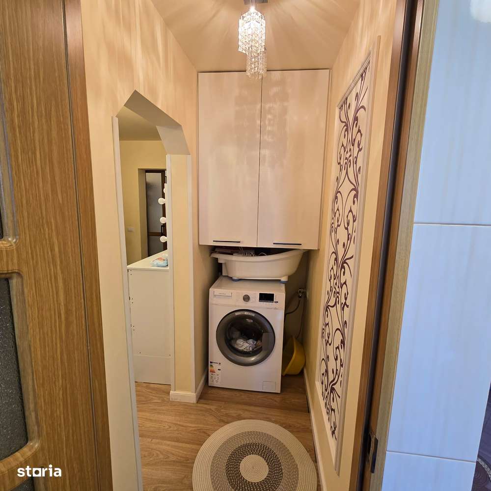 Vând apartament cu 4 camere ultracentral-7