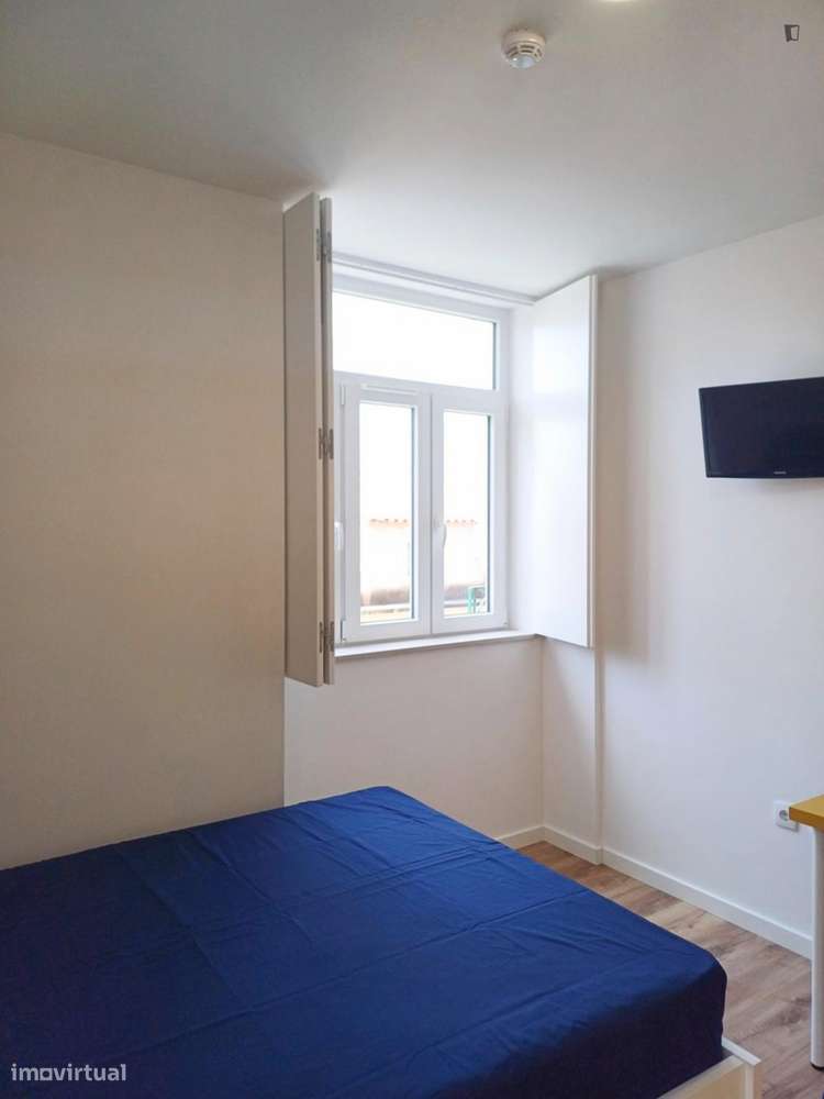 Estúdio - localizado em Montes Claros Coimbra - Grande imagem: 4/7