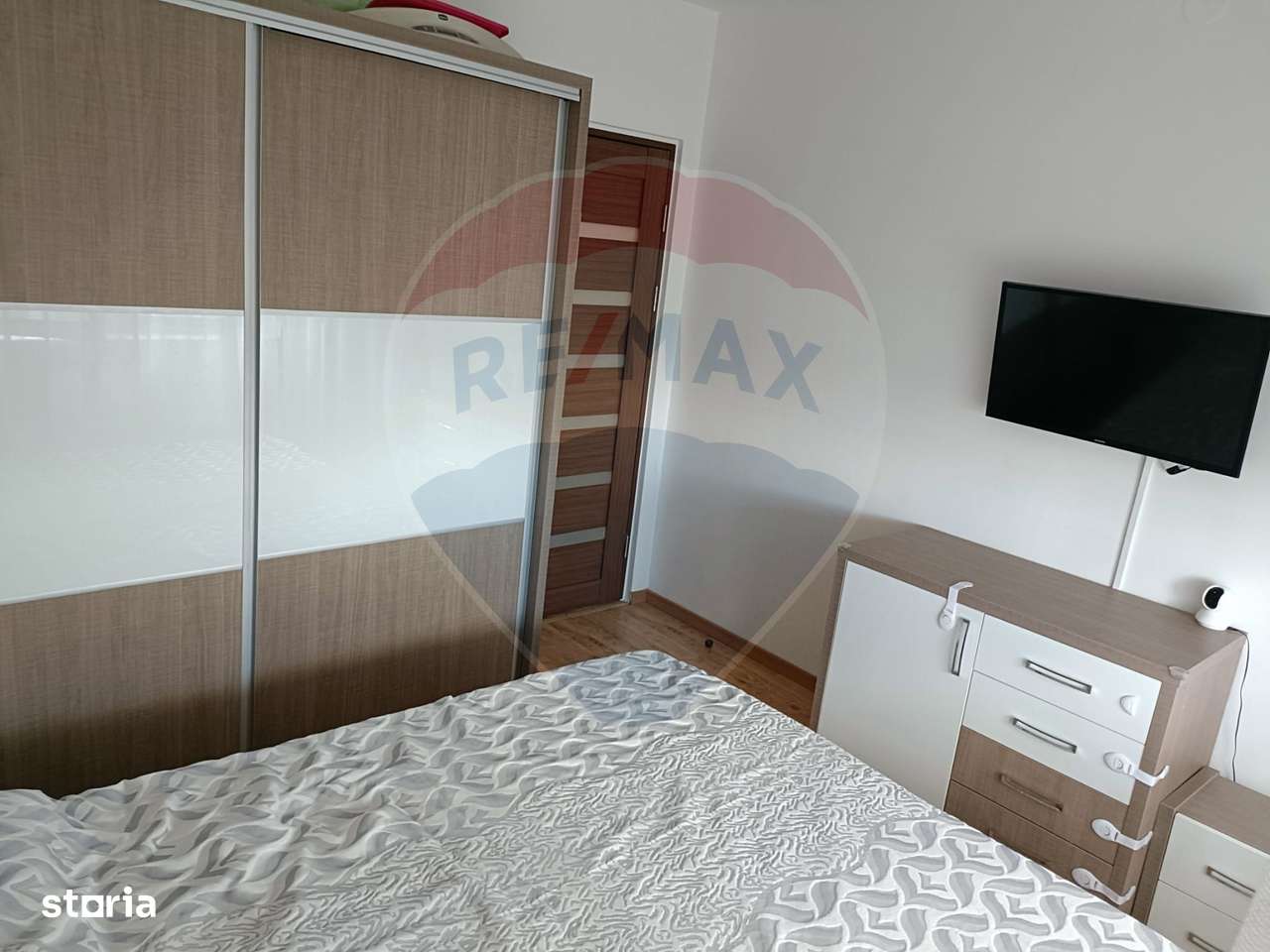 Apartament cu 2 camere de vânzare în zona George Enescu - Imagine principală: 5/11