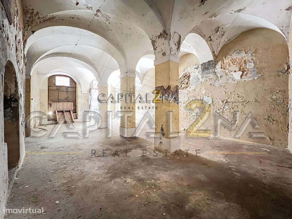 Prédio Devoluto com Projeto Aprovado na Baixa de Lisboa-36