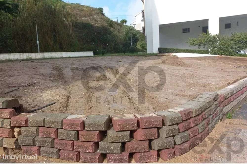 Terreno Urbano para construção - Grande imagem: 2/5