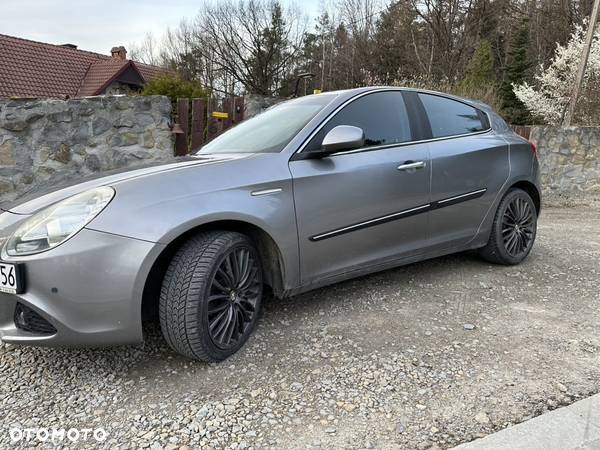 Alfa Romeo Giulietta - 2