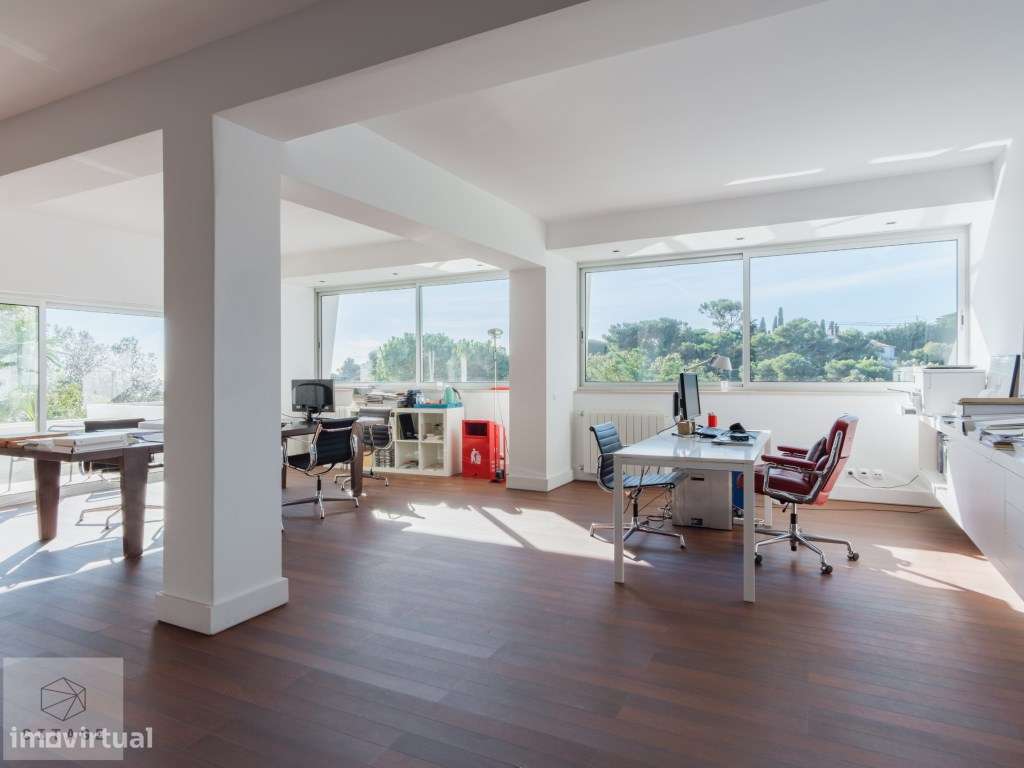 Moradia com vista mar no centro do Estoril-45