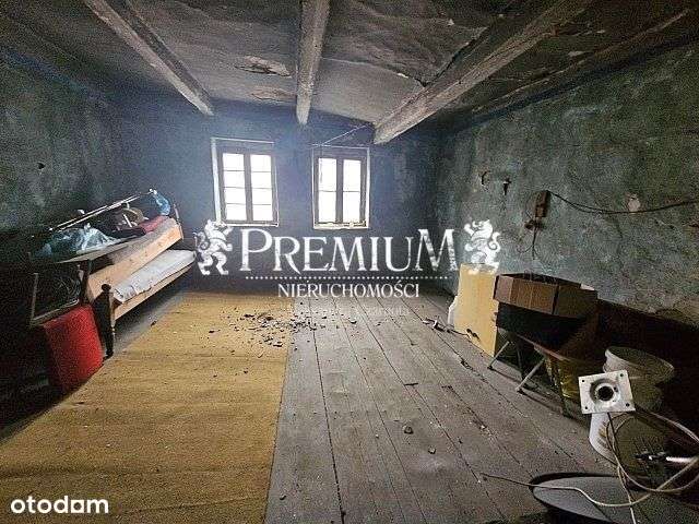 Dom w zabudowie szergowej do kapialnego remontu-8