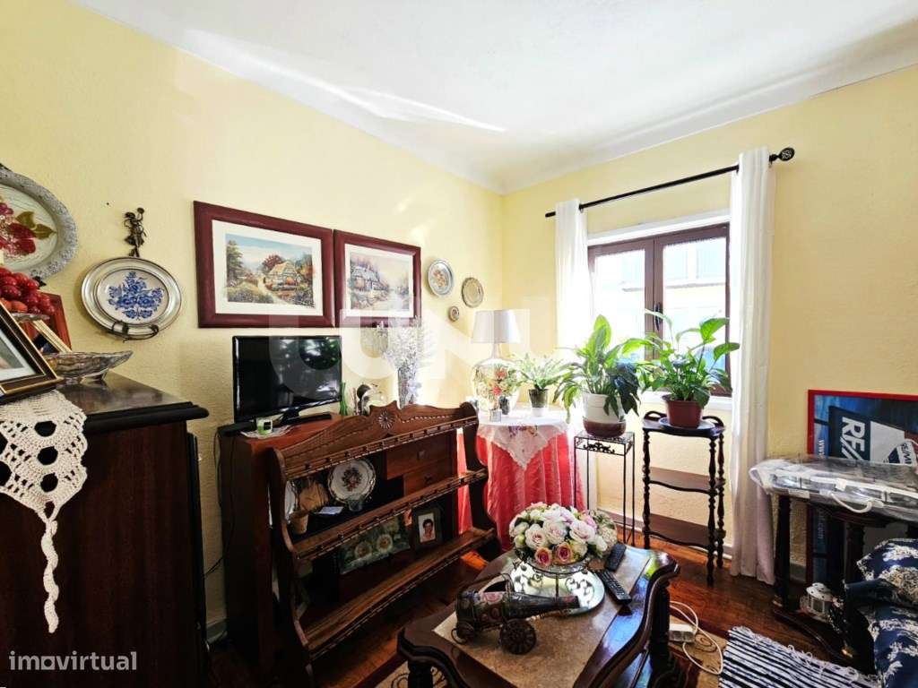 Moradia Isolada T4 - Rodeada de Serviços - Grande imagem: 2/25