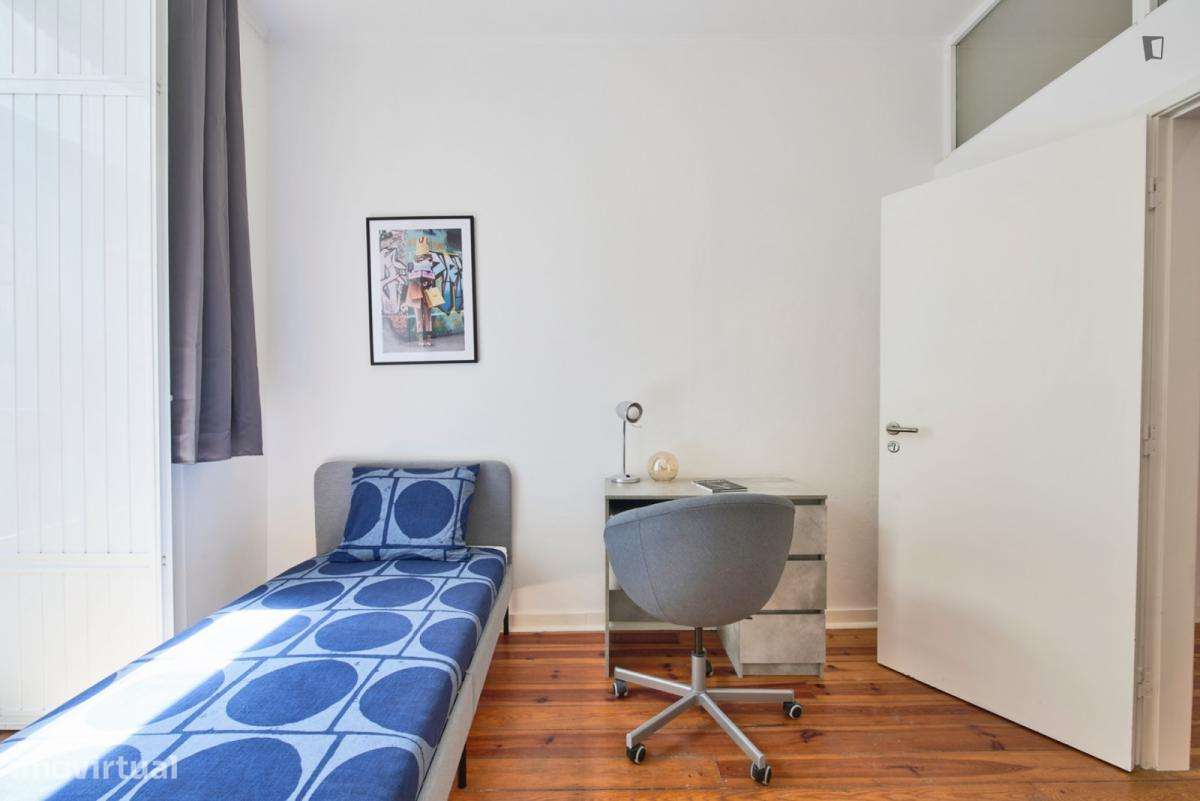 Quarto - localizado em Graça Lisbon - Grande imagem: 4/22