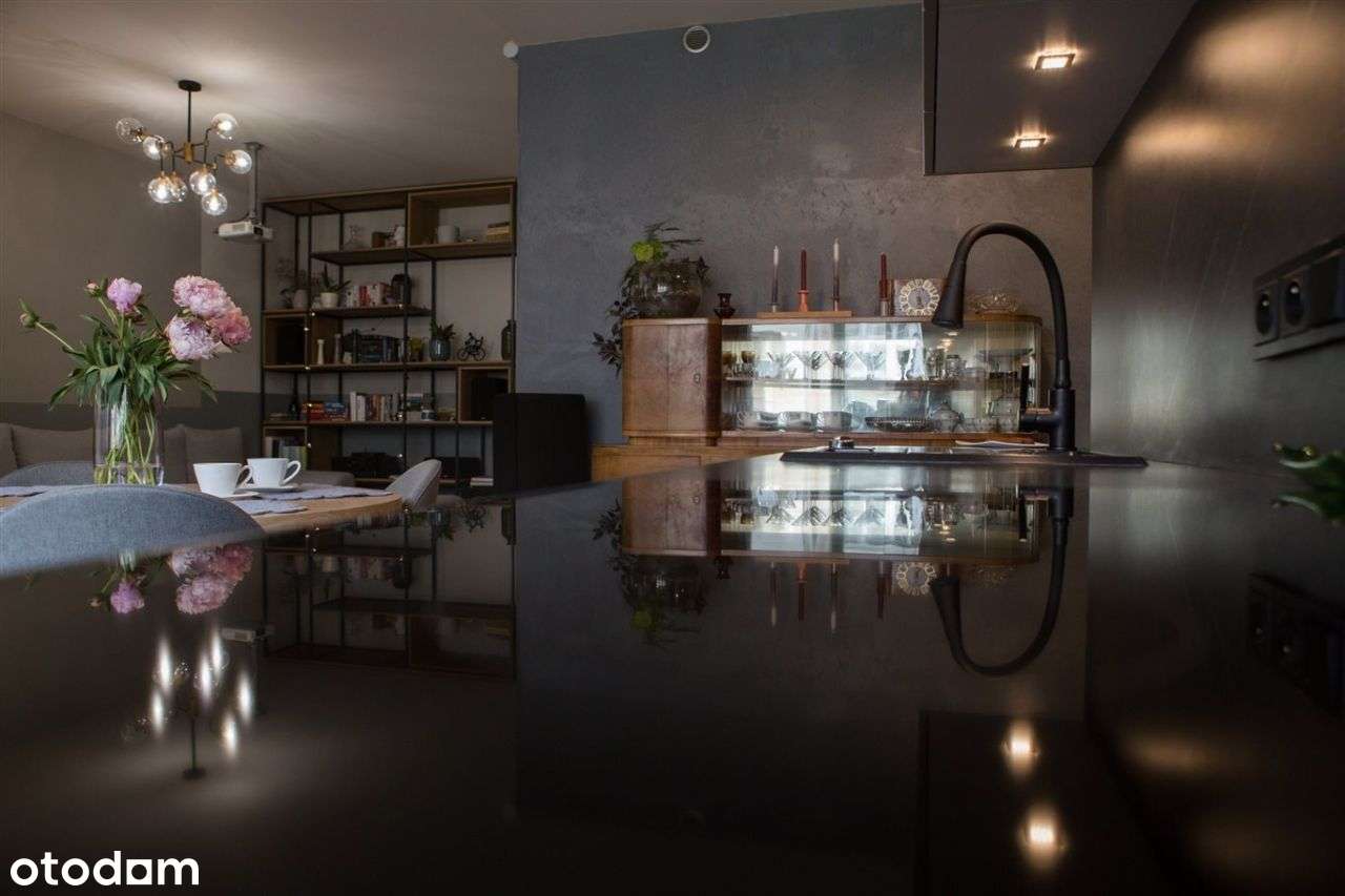 Klimatyczne mieszkanie w Alejach Sułkowskiego.-4