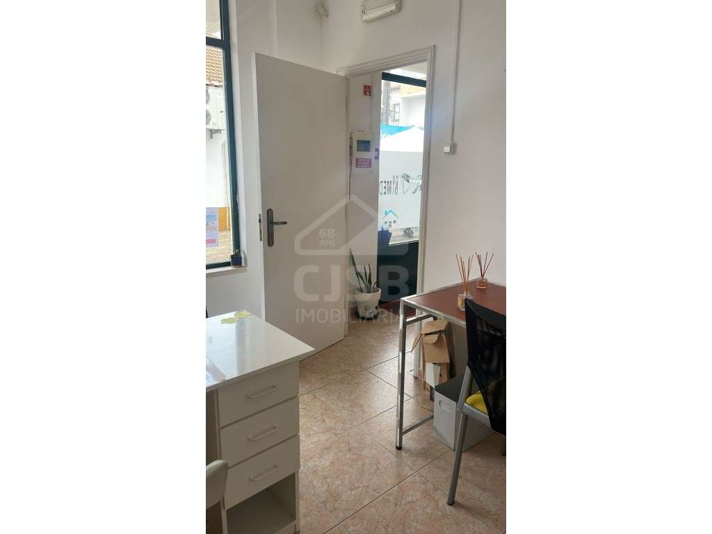 Loja em Salvaterra de Magos - Grande imagem: 2/10