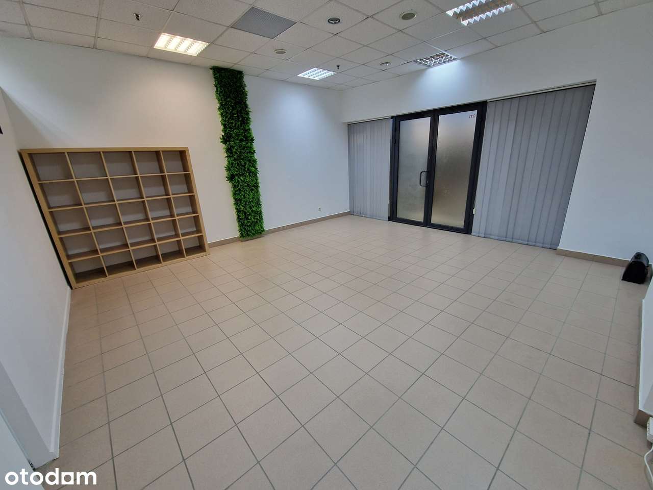 Lokal usługowo - handlowy w centrum Legionowa (Błękitny) - Pełny obrazek: 4/9