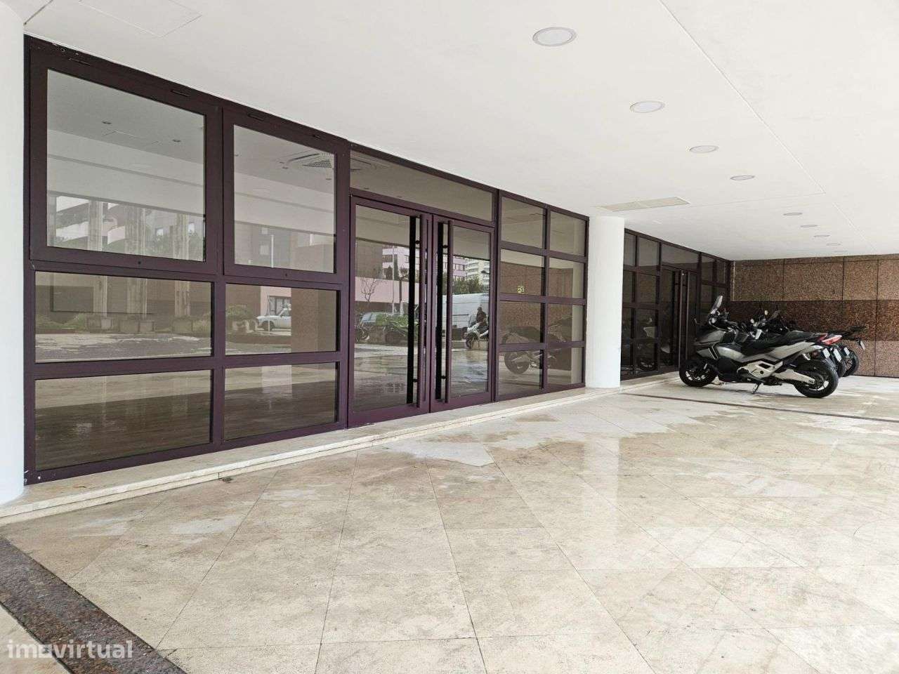 Loja Lisboa Arrendamento | 53 m2 | Edifício Green Park - Grande imagem: 4/21
