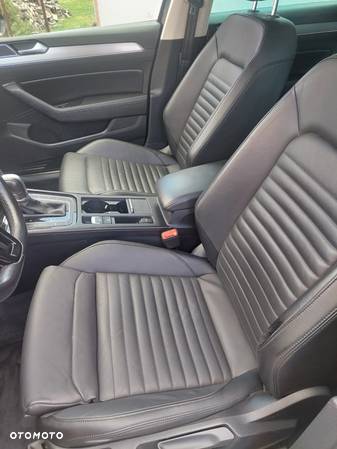 Volkswagen Passat 2.0 TDI BMT Highline DSG7 - 23