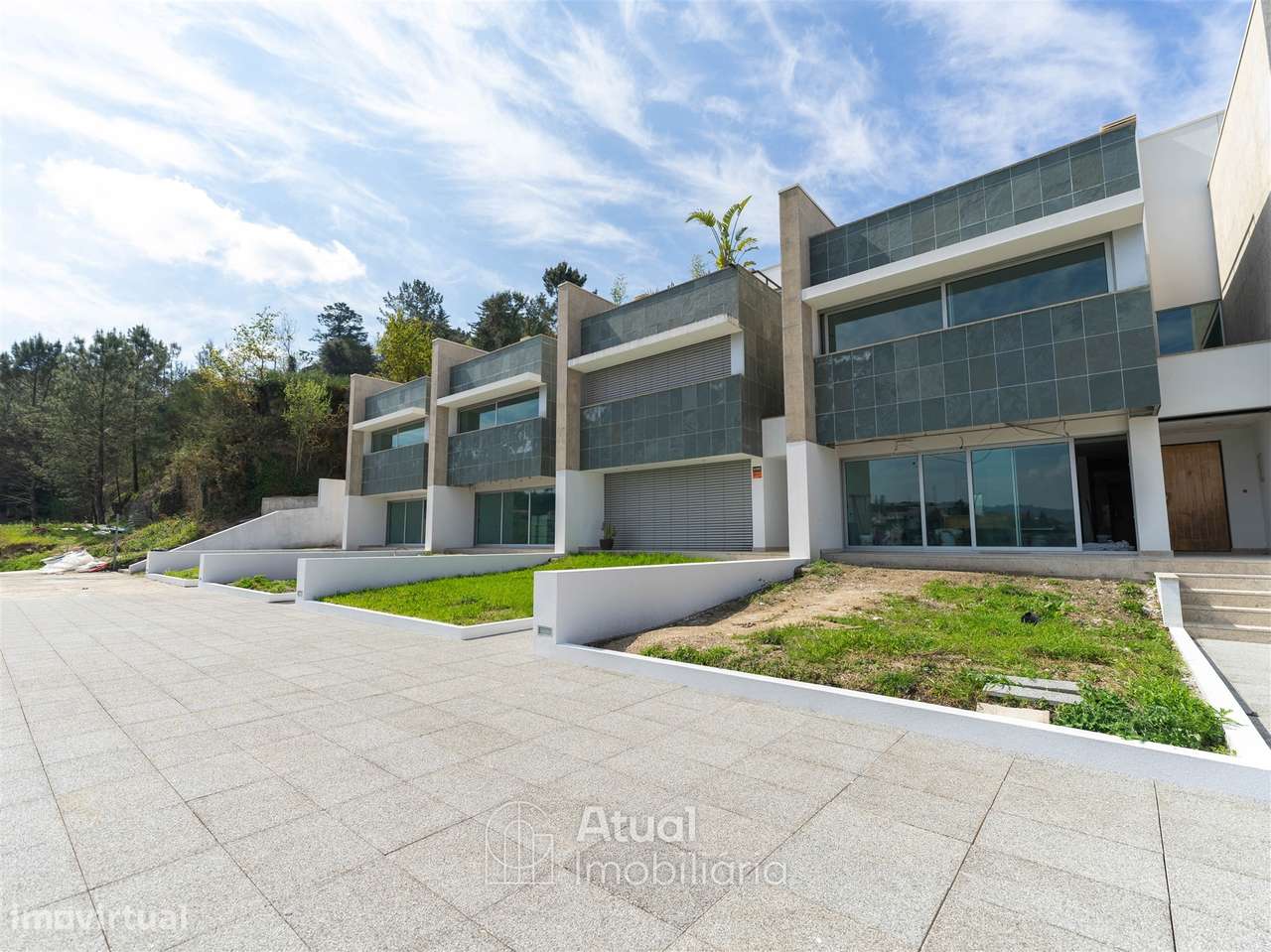 Moradia T3+1 Venda em Caldas de Vizela (São Miguel e São João),Vizela - Grande imagem: 2/23