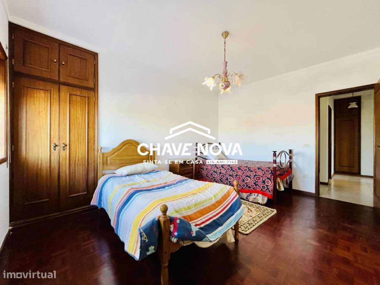 Apartamento T3 com Terraço junto à EN1 em Santa Maria da Feira-7