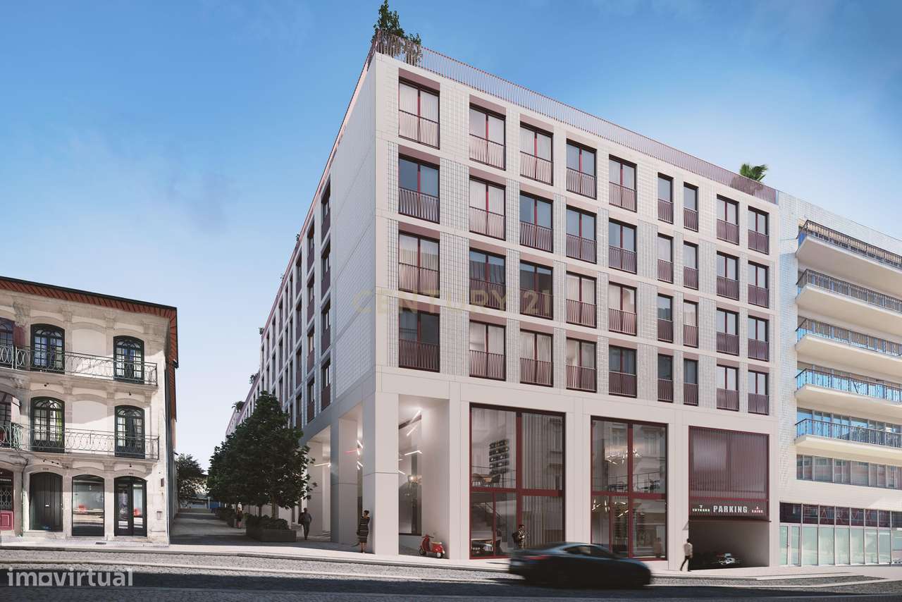 Apartamento Duplex T4 com varanda, piscina e jardim. - Grande imagem: 5/19