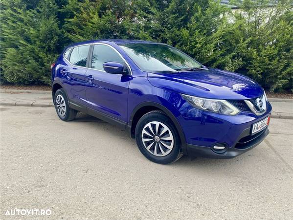 Nissan Qashqai 1.5 DCI Start/Stop N-Connecta - 37