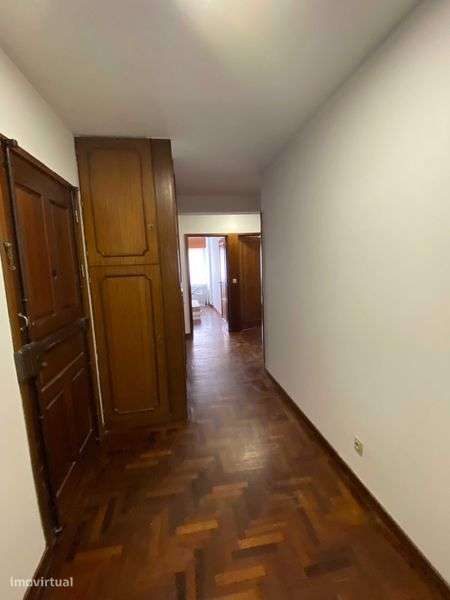 T3+1 no Centro de Penafiel a 30 min do Porto - Grande imagem: 4/12