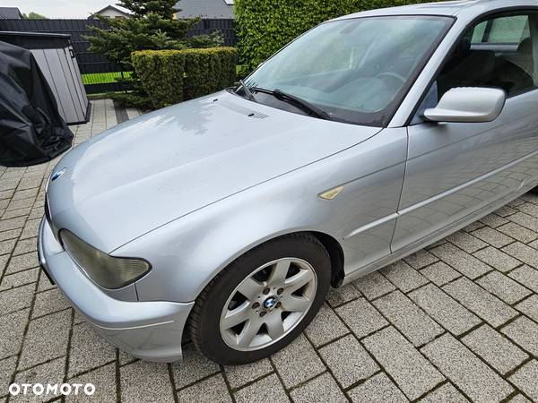 BMW Seria 3 320td - 8