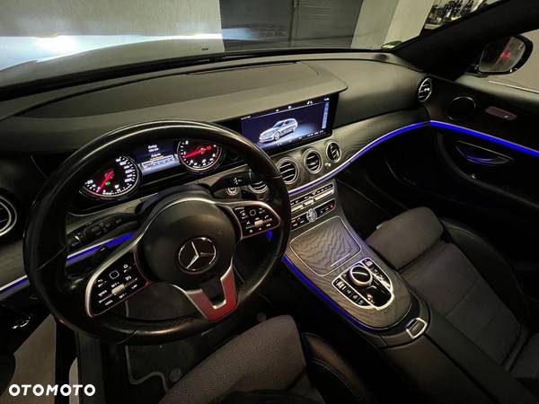 Mercedes-Benz Klasa E 220 d T 9G-TRONIC Sportstyle Edition - 8