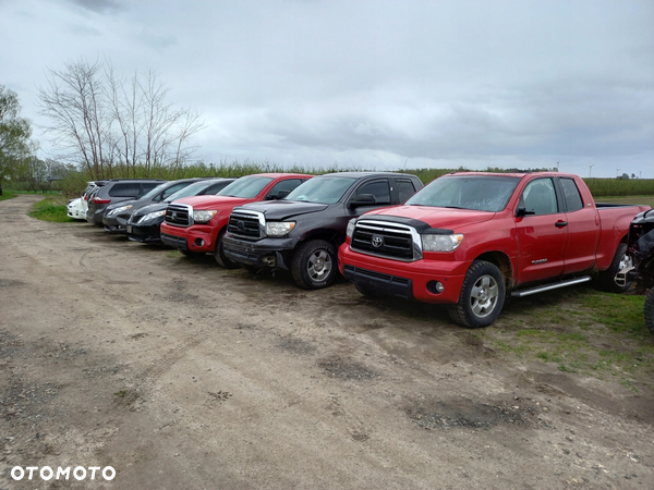 Toyota Rav4 II klamka klapy bagażnika tył - 10