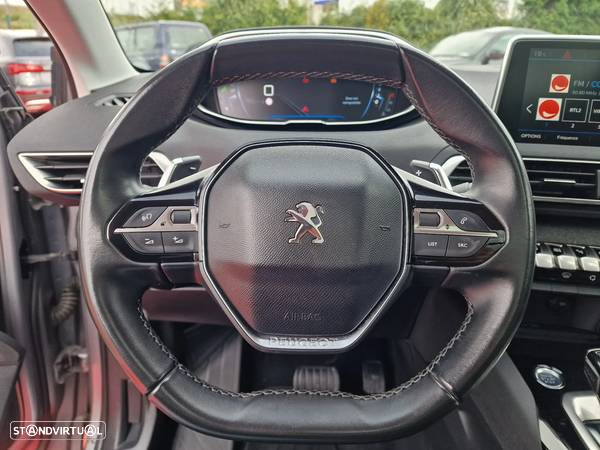 Peugeot 5008 1.5 BlueHDi Allure EAT8 - 24