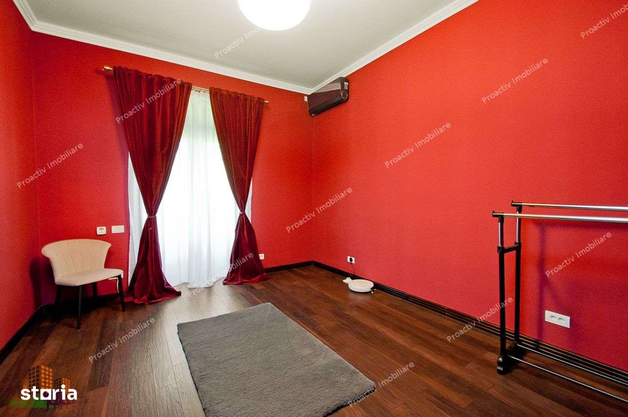 Apartament 4 camere decomandate in Galati, ultracentral - Imagine principală: 5/8