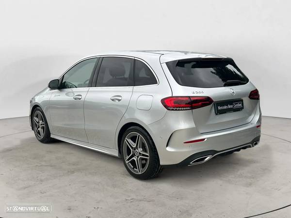 Mercedes-Benz B 200 AMG Line - 4