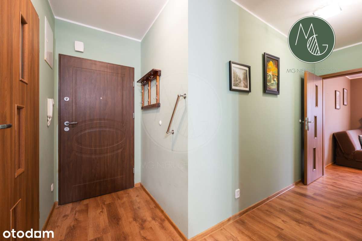 Duże 2 pokoje, niskie opłaty, balkon, piwnica-12