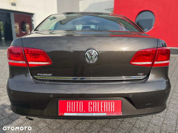 Volkswagen Passat 1.6 TDI Comfortline - 5