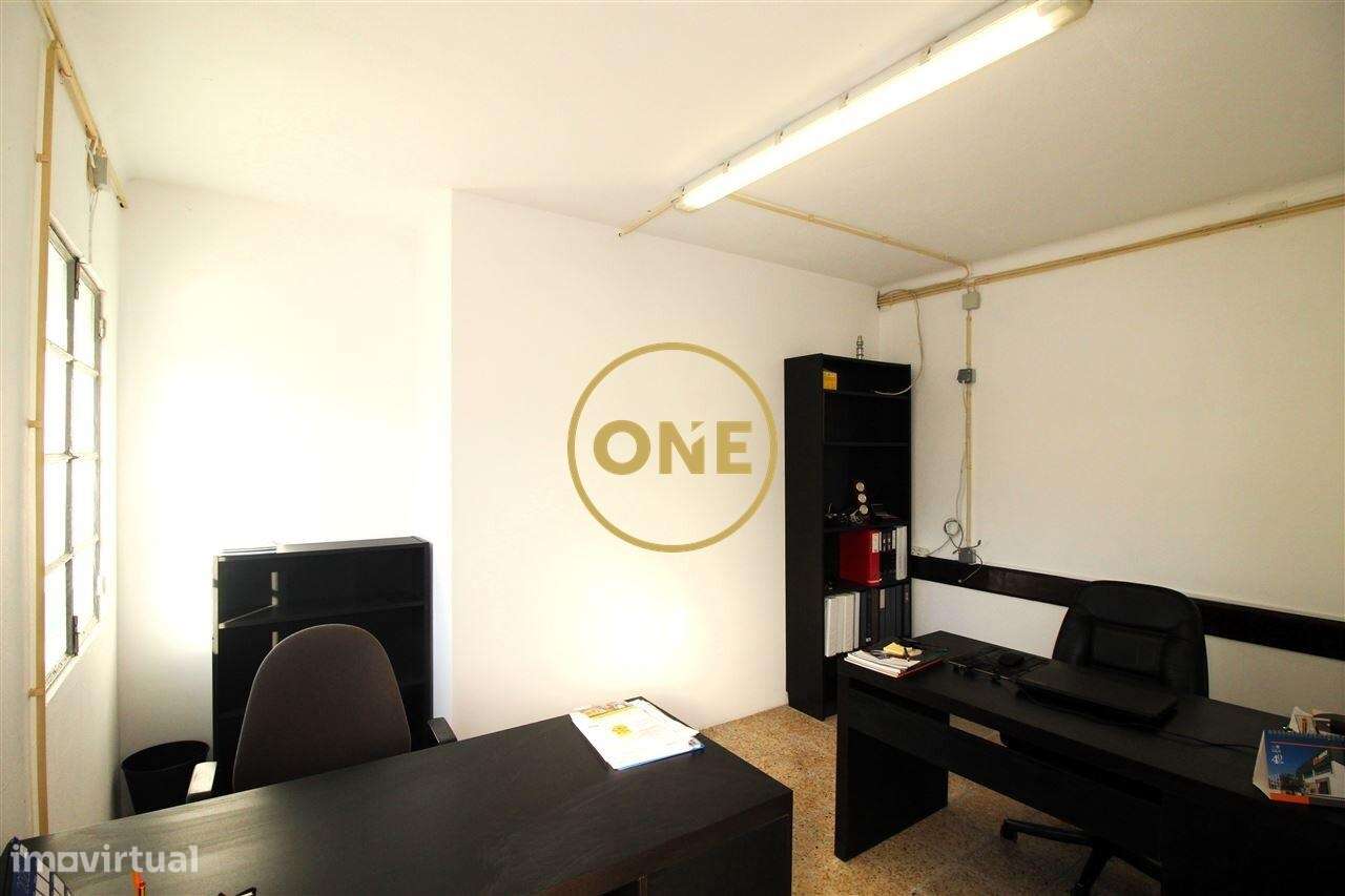 Loja para Arrendamento em Vermoim - Grande imagem: 4/11