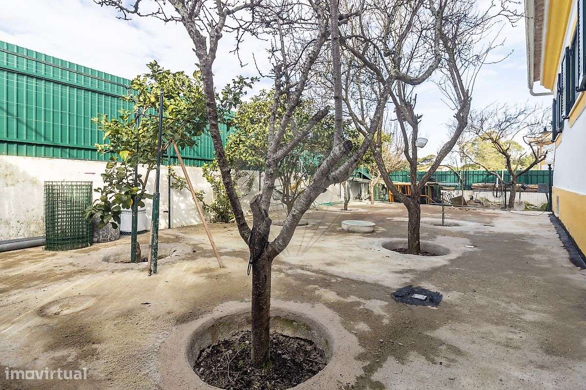 Moradia T4 para venda-46