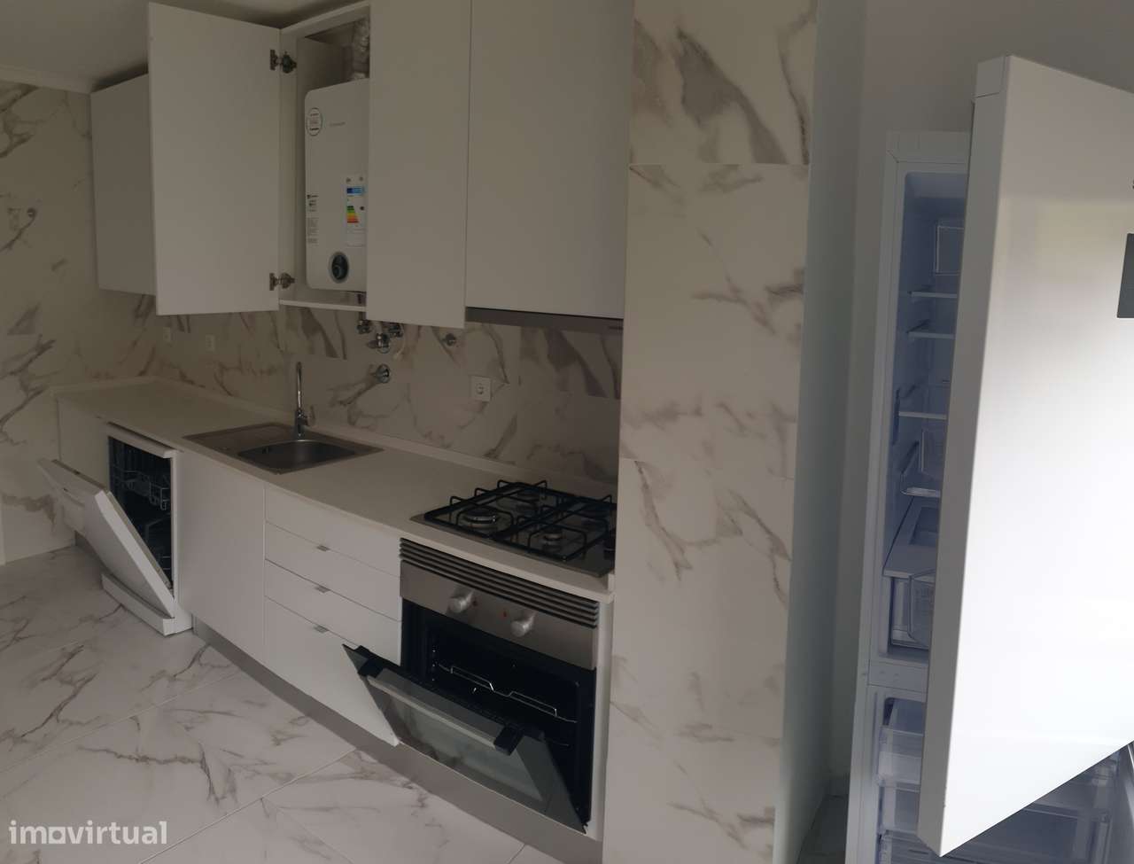 T1 excelente novo a não perder. Coz bem  equipada. Benfica - Grande imagem: 5/19