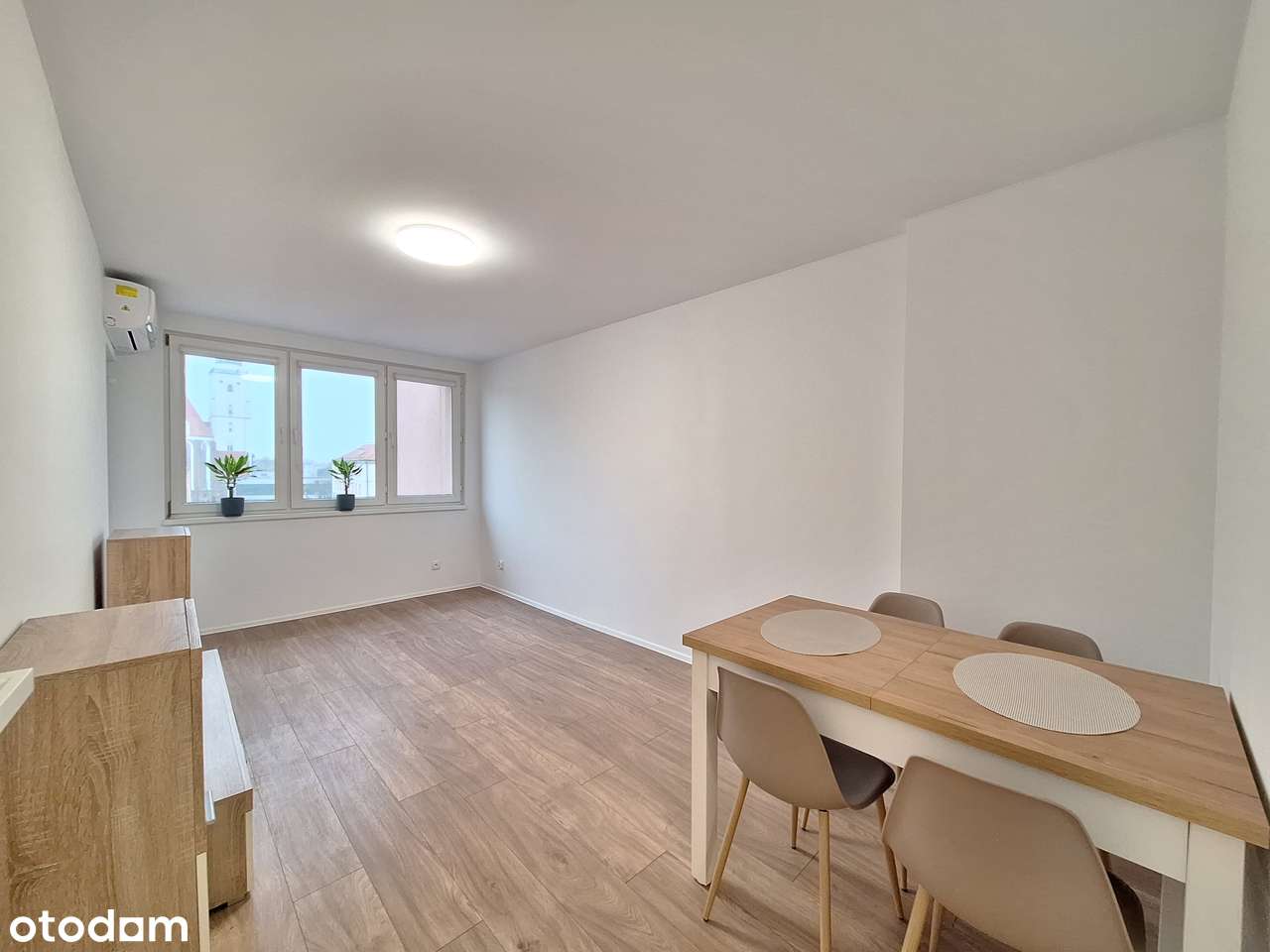 2 pokoje z balkonem w Centrum Oleśnicy-10