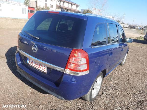 Opel Zafira 1.7 CDTI Cosmo - 3