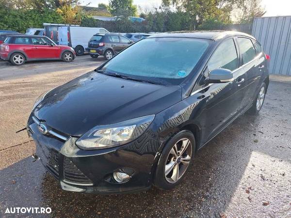 Bara fata Ford Focus 3 2012 HATCHBACK 1.0 TC - 1