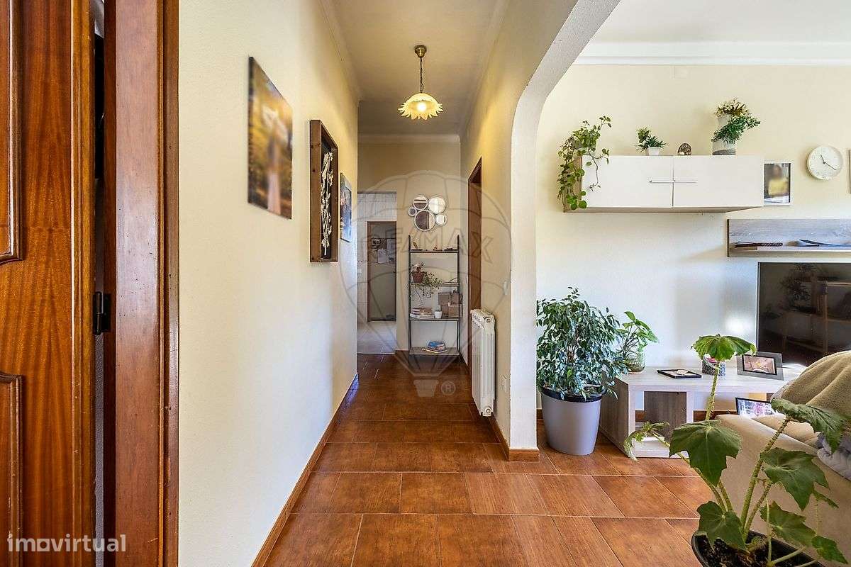 Moradia T4 para venda-17