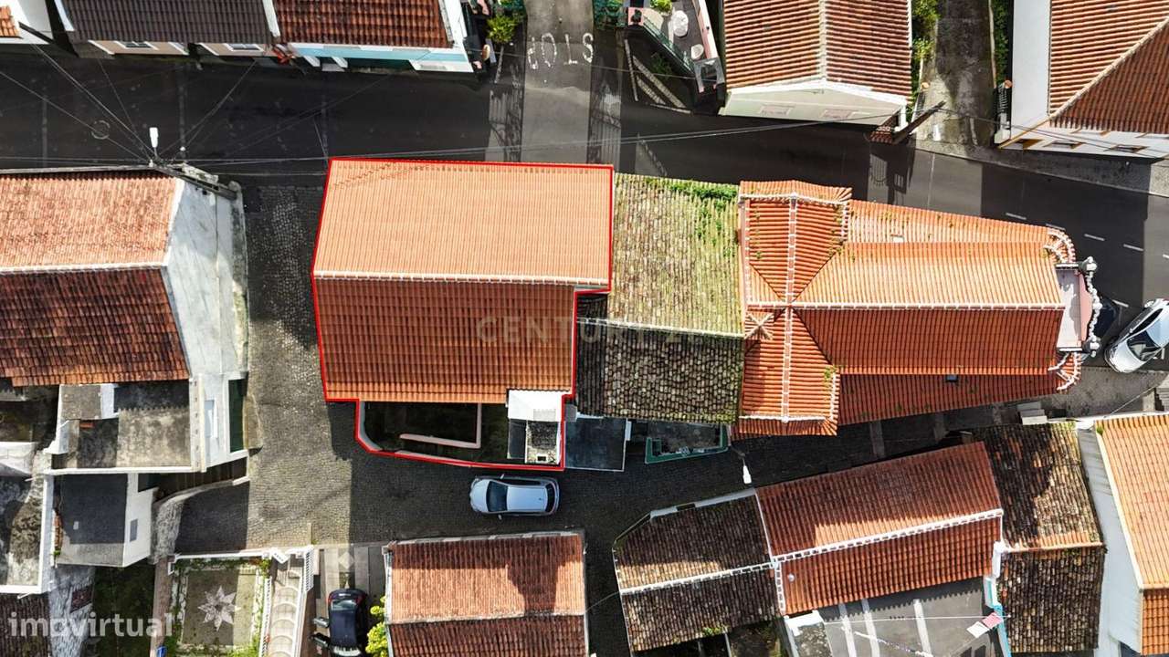 Moradia na Ribeirinha, Angra do Heroísmo - Grande imagem: 4/22