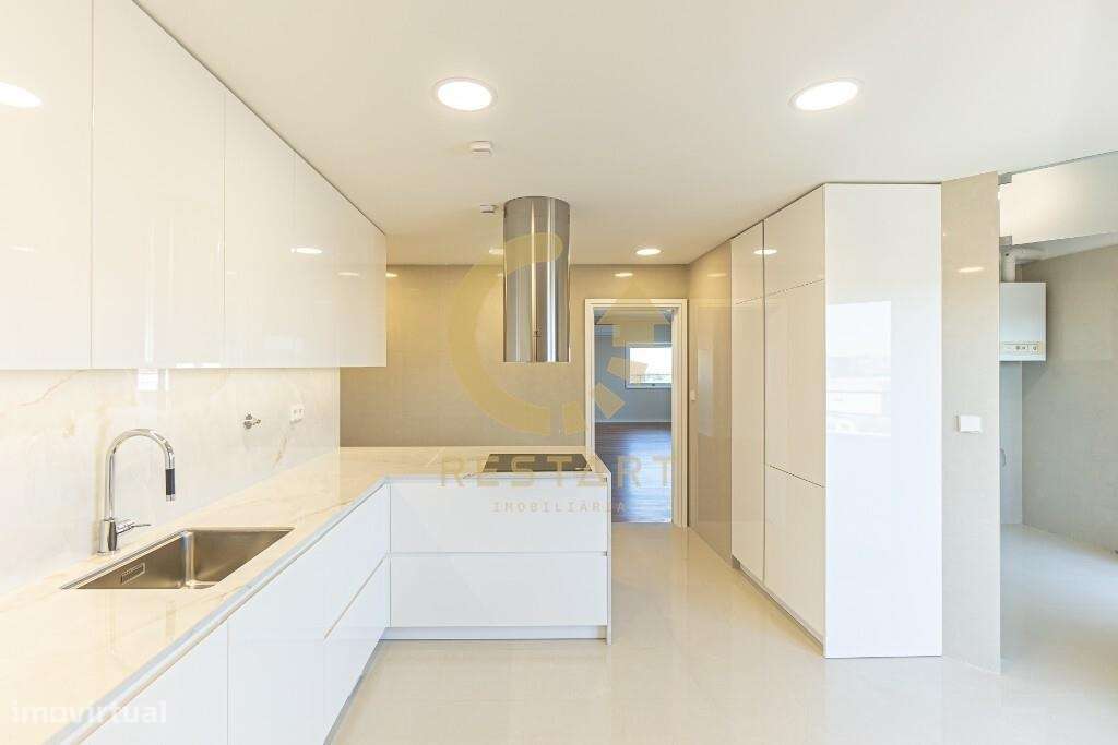 Penthouse T4 de Luxo - Edifício Porto Magnum-14