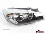 Farol normal Direito Seminovo/ Original BMW X1 (E84) 63112990002 - 2